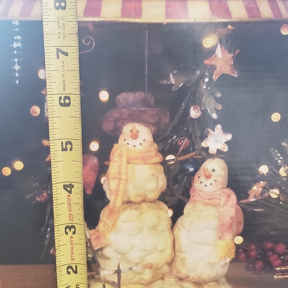 NEW Snowmen Scene T-lite lamp - Picture 3 of 3